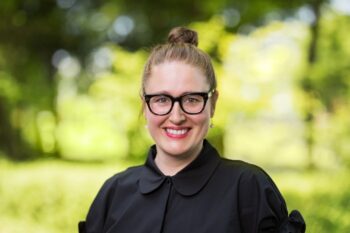 Julia Post