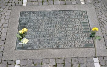 Gedenkplatte Georg Elser am Gasteig